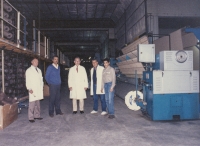 Pamětník (vlevo) jako vedoucí provozu v Tangeru, 80. léta 20. století