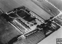 Státní statek ve Zderazi, letecký pohled, konec 40. let