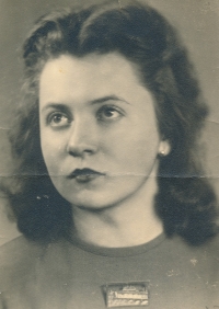 Maminka pamětnice Jiřina Svobodová-Černá