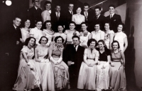 Maturitní ples Jarmily Bíkové (první řada, třetí zprava), 1951
