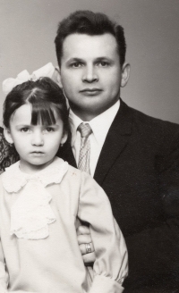 Pamětník s dcerou (70. léta)