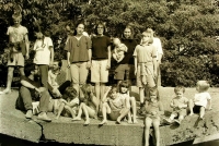 Jana Hradilková, Veselé Ghetto ve Zbuzanech, 1989