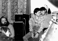 Pepino, Žvatla, Bruno a Shef na zkoušce Křečových žil u Kletečků, únor 1985