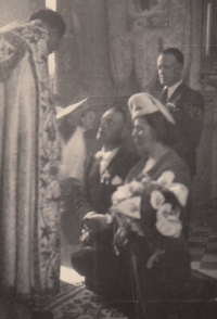 Svatba rodičů Františka a Květy Musilových, 1948