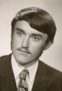 Jaroslav Vávra na maturitní fotografii, 1974