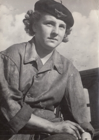 Anna Sazamová v 50. letech 20. století