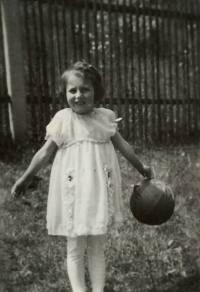 Anna Fenclová, 1939