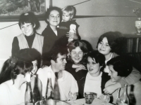 Společenství mládeže a rodin Podzemní církve; 1975