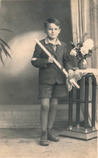 Jiří Fréhar, první svaté přijímání, rok 1947