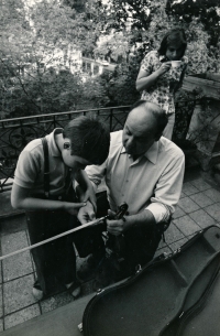 Jáchym Kaplan s otcem Jiřím Kaplanem, 1978