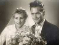 Svatební foto Jany a Oldřicha Karpíškových