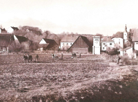 Pole rodiny Jiřího Hübnera