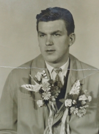 Jan Chloupek při odvodu na vojnu 