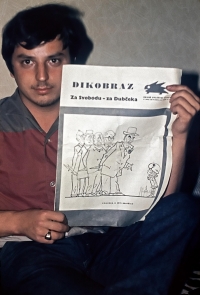 Petr Benesch během invaze vojsk Varšavské smlouvy, srpen 1968