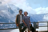 Petr Benesch s matkou Ernou na Großglockneru, rok 1975