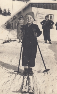 Bratranec Petr Lustig, Špindlerův mlýn, 1938