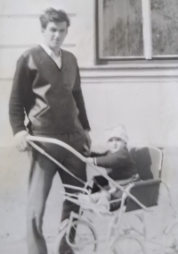 Jan Chloupek se svojí první dcerou