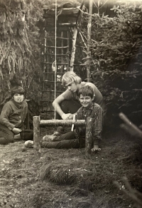 S vlčaty na táboře, 1974