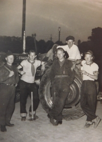 Otec Alois Slavický v cirkuse Busch v NSR