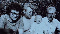 Čtyři generace Cibulků - Stanislav Cibulka, jeho syn, otec a dědeček