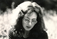 Terezie Zuzana Eisnerová na čundru v roce 1980