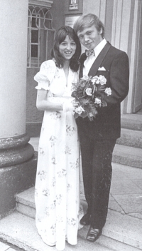 Bratr pamětníka Karel se svou první manželkou Evou v roce 1973