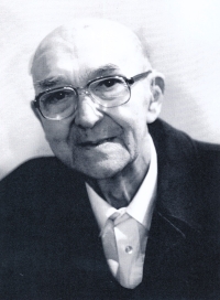 Jezuita P. Karel Dománek
