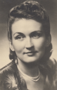Maminka Marie, 1950