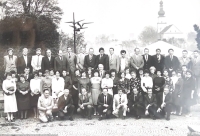 Jarmila Omesová s kolegy ze zaměstnání ve Žďáru nad Sázavou