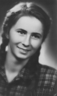 Růžena Černíková ve studentských letech