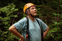 Karel Pašek jako instruktor lanových překážek (2018)
