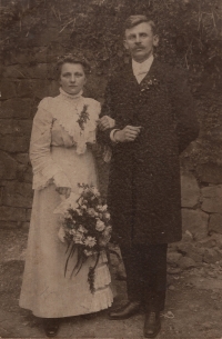 Babička s dědečkem Hoňkovi