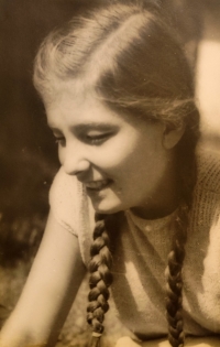 Eva Koutecká v mládí
