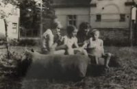 Michaela Piňosová se sourozenci