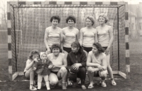 Pamětnice dole vlevo, házená 1960, Klimkovice