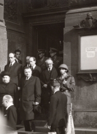 Prezident Gottwald v Praze, fotografoval tchán