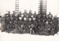 Josef Chvátal, dědeček z tatínkovy strany, jako legionář - na fotografii ležící vlevo dole
