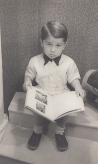 Václav Chvátal jako tříletý chlapec v Praze