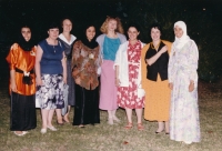 Ženský šachový tým SSSR na olympiádě: (zleva doprava) 2. Nona Gaprindashvili, 3. Rimma Bilunova (trenérka), 5. Elena Akhmylovskaya, 6. Maya Chiburdanidze, 7. Nana Alexandria, Dubaj, 1986.