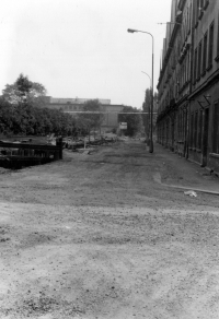 Krásné Březno v Ústí nad Labem vyfocené Evou Sedlářovou při první cestě do Československa po emigraci, první polovina 80. let