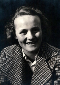 Alena Chyská v roce 1952