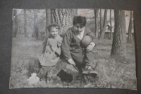 So starším bratom Ilijom, ktorý sa narodil v Moskve 