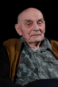 Pamětník při natáčení v roce 2025