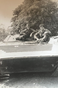 Jan Wirth (vpravo) na vojně u bigošů