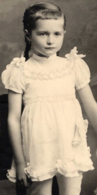 Hojdekrová Miloslava v roce 1957