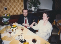 Jana Krausová se svým druhým manželem Jaroslavem Krausem v den svatby 5. prosince 1991 v Praze