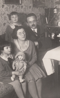 Karel Podlipný s rodinou