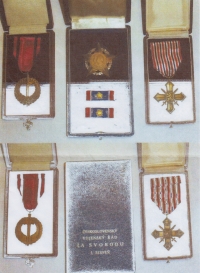 Vyznamenání bratra Zdimíra Touška