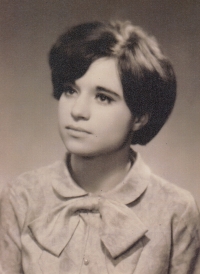 Zora Janovcová v 18 letech