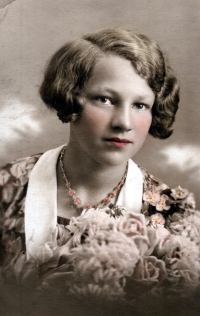 Matka Anna Cée, Ostrava, 30. léta